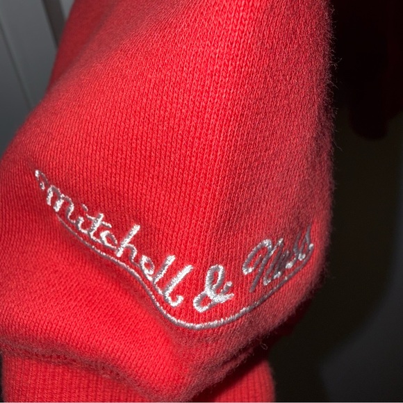 🆕 Mitchell & Ness Point Guard High Crew Neck Sweatshirt - Picture 4 of 11